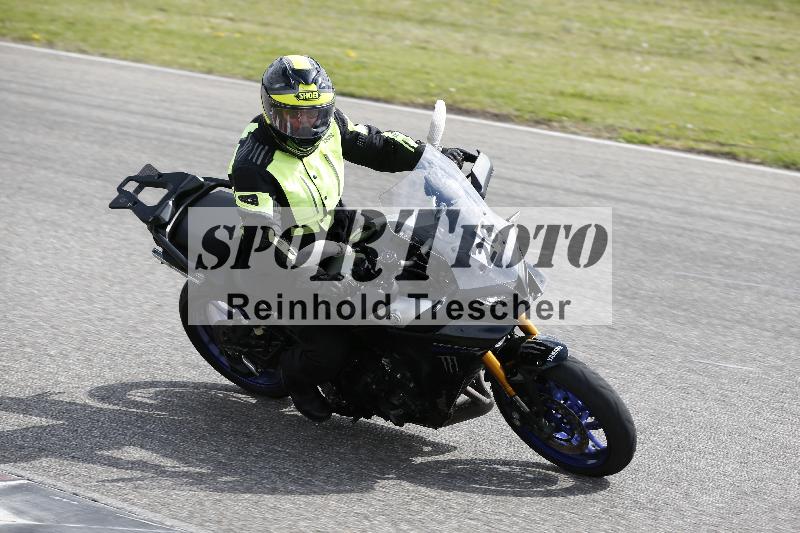 Archiv-2025/10 23.04.2025 Cornu Master School ADR/gruen-vert/26